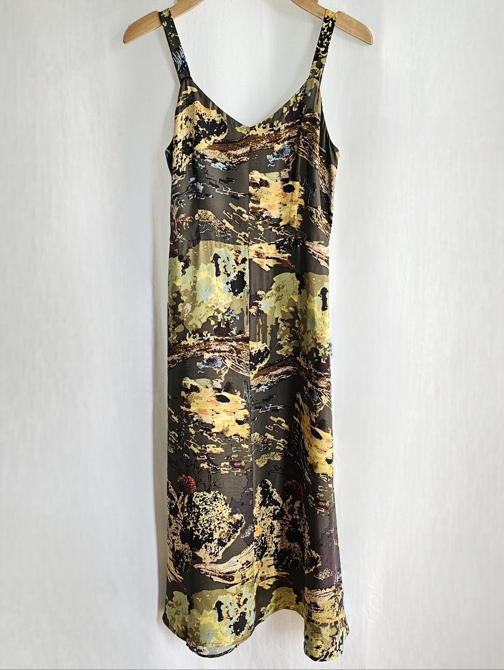 Aritzia Wilfred Le Fou Colette Midi Slip Dress - Picture 4 of 16
